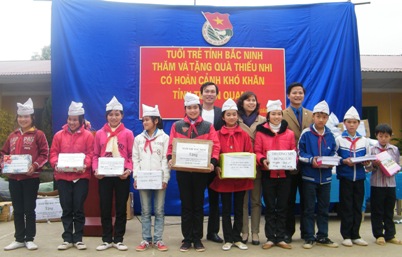 Tuyên Quang - Bắc Ninh: Chung tay tình nguyện tại địa bàn vùng sâu, vùng xa