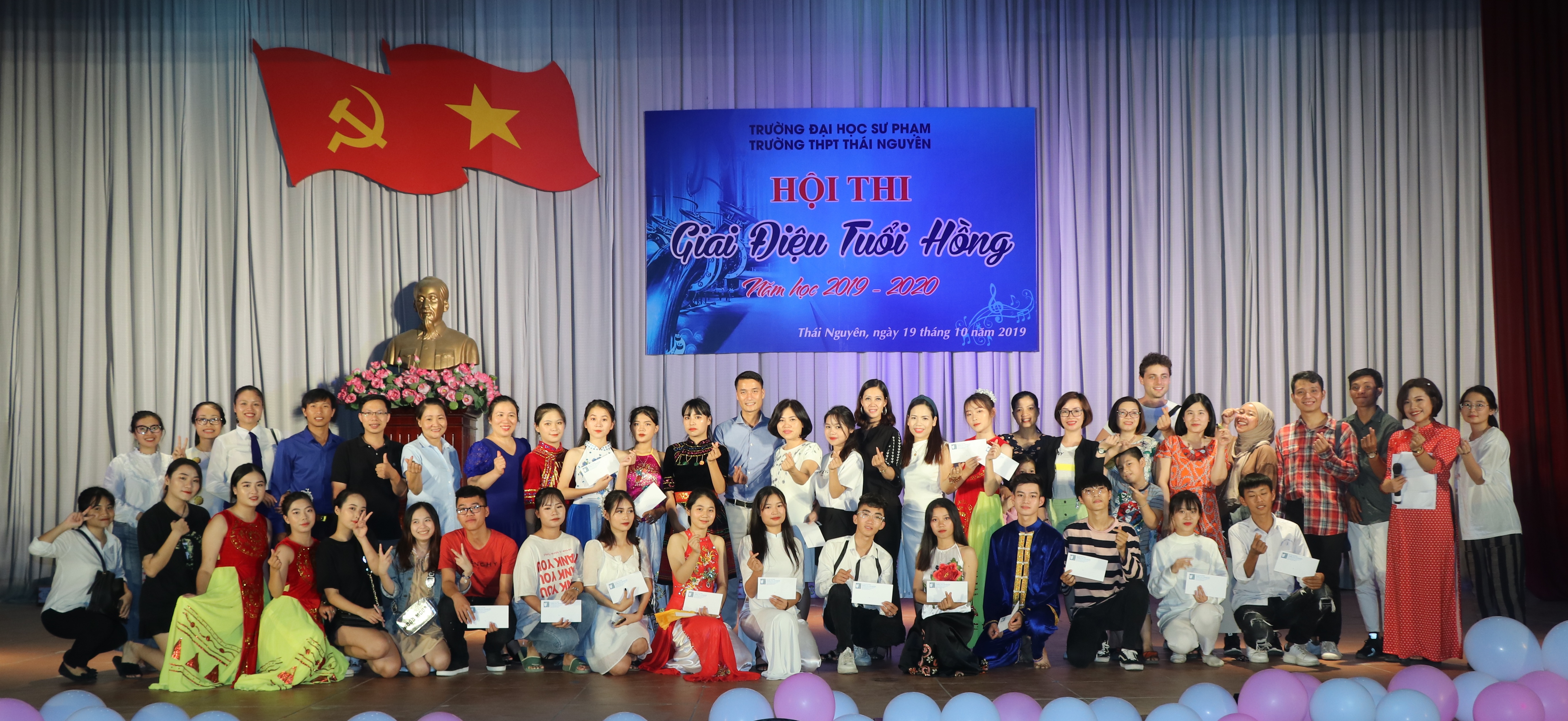 Trường THPT Thái Nguyên với Hội thi Giai điệu tuổi hồng năm học 2019-2020 